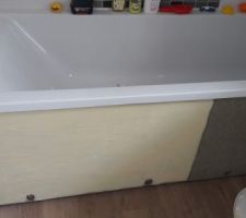Préparation du tablier amovible de la baignoire