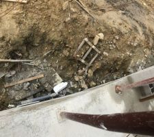 Déchets laissé sur le terrain