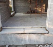 L'&eacute;tage est finie, le charpentier attaque sa partie fin de semaine prochaine.