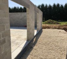 Terrassement pour futur terrasse.