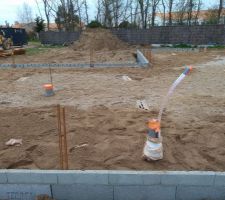 Remblai recouvert de sable