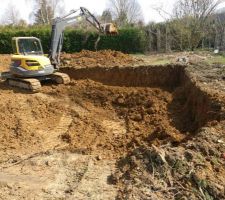 Le tracteur en plein action. Vue de prés