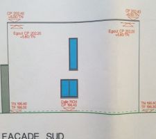 Façade  Sud avec le puit de lumiere en longueur que nous avons demandé en supplément  pour avoir de la lumiere sur la zone du degagement et des escaliers