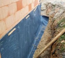 Seuils et appuis fen&ecirc;tres J9 (Delta MS sur soubassement)