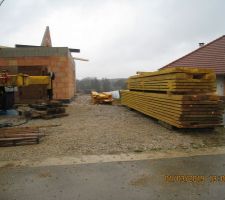 Charpente, Couverture J1 (arrivage des bois)