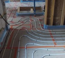 Plancher chauffant chambre 1 et salle d'eau.