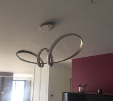 Luminaire au-dessus de l?ilot Central