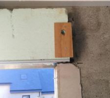 Coffrage volet roulant, pas toujours tr&egrave;s propre pour la partie int&eacute;rieur