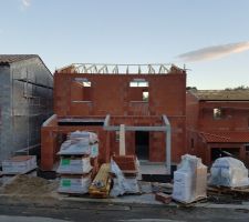 Mise en place des fermette pour la toiture