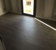 Le parquet dans la chambre 3