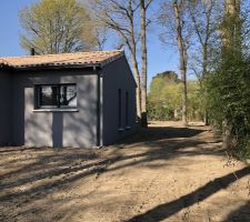 Mise au propre des extérieurs.