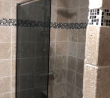 Salle de bain du bas douche a l?italienne