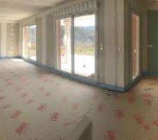 Cloison , joint et isolation sol fini , prochaine étape plomberie cette semaine puis chape