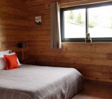 FINITION CHAMBRE  BOIS ECLATE
COUSSINS ARPIN
RIDEAUX LAINAGE