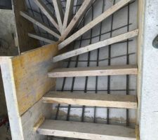 R&eacute;alisation de l?escalier / ferraillage