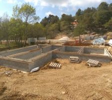 Fondation semelle élargie (60cm) sur 1m de profondeur + VS