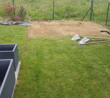 Jour 2
Decaissement pour l'abri de jardin
