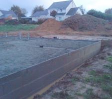 Vue cot&eacute; droit maison