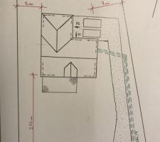 Plan d?implantation de la maison sur le terrain proposé par Gueudry.
Nous voulions justement éviter cette grande allée mais il est vrai que ça paraît être la meilleure solution pour optimiser l?exposition des pièces de vie ...