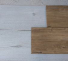 Carrelage rdc imitation bois blanc et escalier bois "dreamwood Natural"