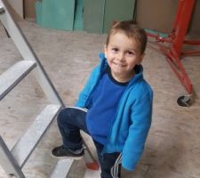 Le chef de chantier qui prend la pose :D
