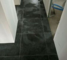 Carrelage pratiquement terminé. ??...trop trop bien !!!