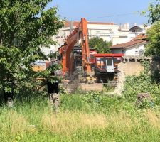 Démolition du mur pour accès au chantier