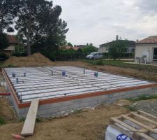 La dalle est prête à être coulée.