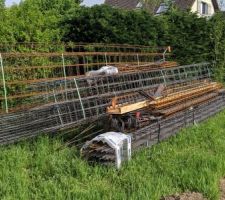 Arriv&eacute;e de la ferraille (un peu rouill&eacute;e pour certaines).