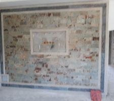 Pierre naturelle, faux plafond salon moderne 1 etage