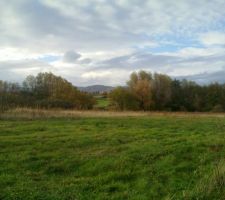 Le terrain avant le début de la construction