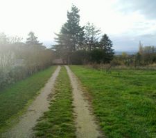 Le terrain avant le début de la construction