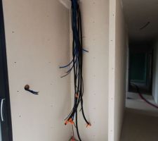 Cloison et plomberie