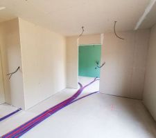 Cloison et plomberie