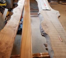 Preparation du plateau bois poir meuble tv