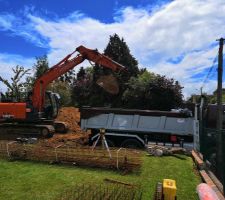 Ouverture du chantier. Terrassement 1er jour