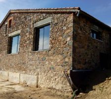 Vue façade Sud. ouvertures cuisine et salle à manger.