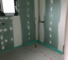 Chape ciment sur chauffage au sol