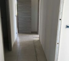 Carrelage couloir étage