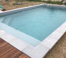 Piscine remplie et fonctionnelle!