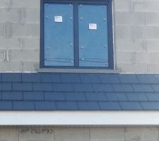 Toiture avancée du garage trop haute