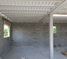 Vue sur bureau/chambre ami + sdb RDC