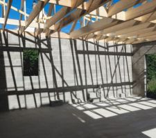 Vue buanderie et fond garage