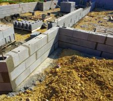 Sous-bassement en cours