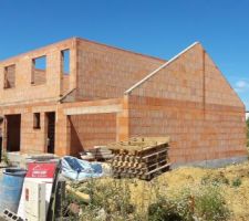 Pignon du garage mont&eacute;