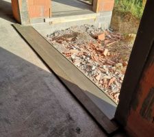 Pose des seuils et appuis de fen&ecirc;tres