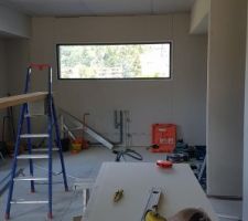 La cuisine avec son cofrage pour les meubles