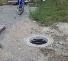 Voilà la dernière touche du terrassier : réglage du dernier regard EP.