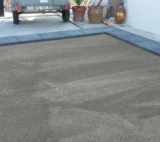 Dalles 50*50*5 sur lit de sable