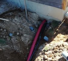 Gaine électrique tuyau puisard passe en vide sanitaire